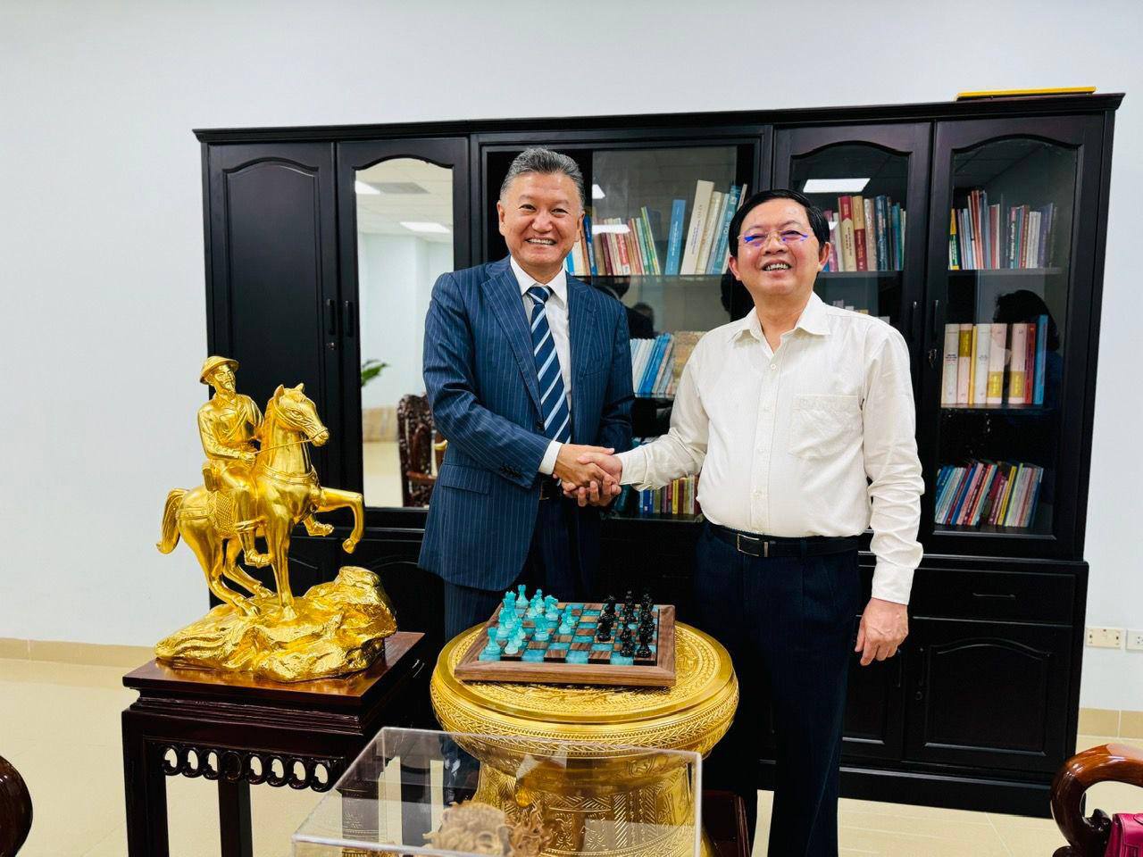 pravitelstvo Vetnama1